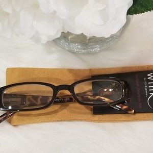 Wink Accessories - Wink fashion reading glasses +1.25 NEW with case Wink Accessories - Wink fashion reading glasses +1.25 NEW with case